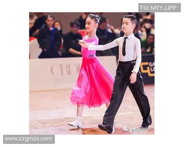 上海街舞队耐力对比深度剖析与训练方法探讨 上海街舞队耐力对比深度剖析与训练方法探讨