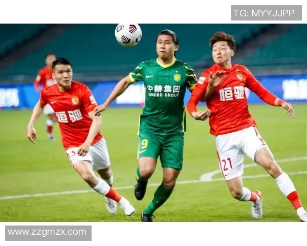 上海篮球队以98分稳居挑战赛积分榜首位展现强劲实力 上海篮球队以98分稳居挑战赛积分榜首位展现强劲实力