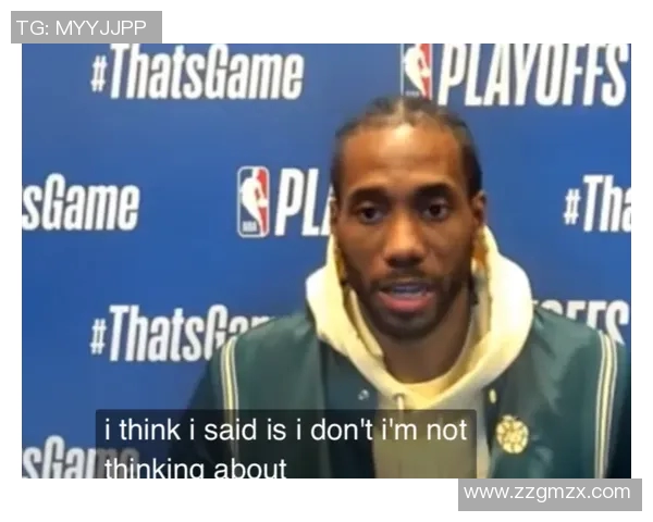 坚守信念的足球明星们如何在聚光灯下保持忠诚与专注